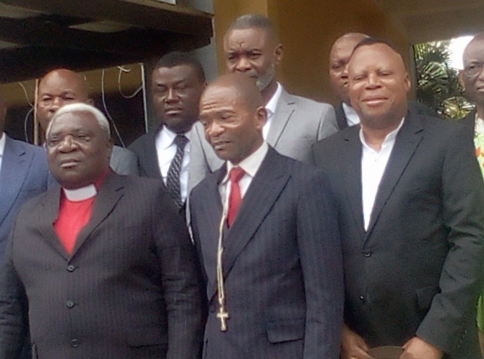 Soutien des églises de réveil à la démarche de Constant Mutamba : L’Archevêque Ejiba Yamapia à la manœuvre